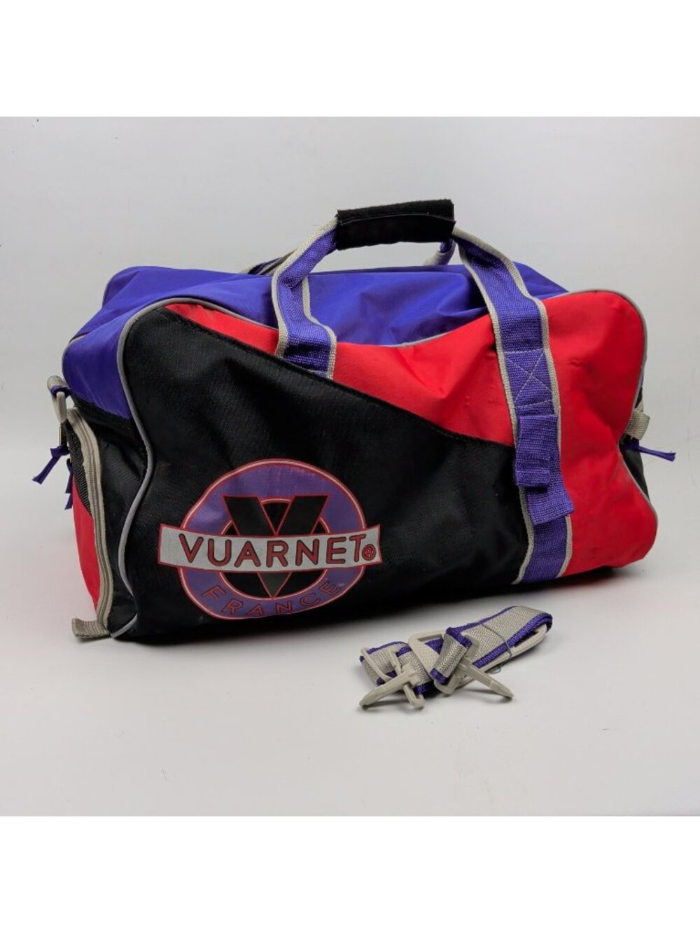 Vintage 80s-90s Vuarnet France Duffle Ski / Climbing / Gym Bag Pouch Purple